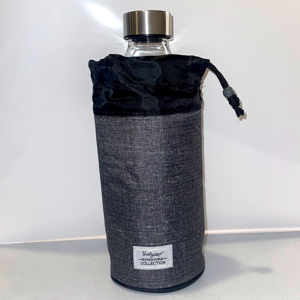 Thirty-One Bring-A-Bottle Thermal w/ a carabiner attach to bag, stroller & more